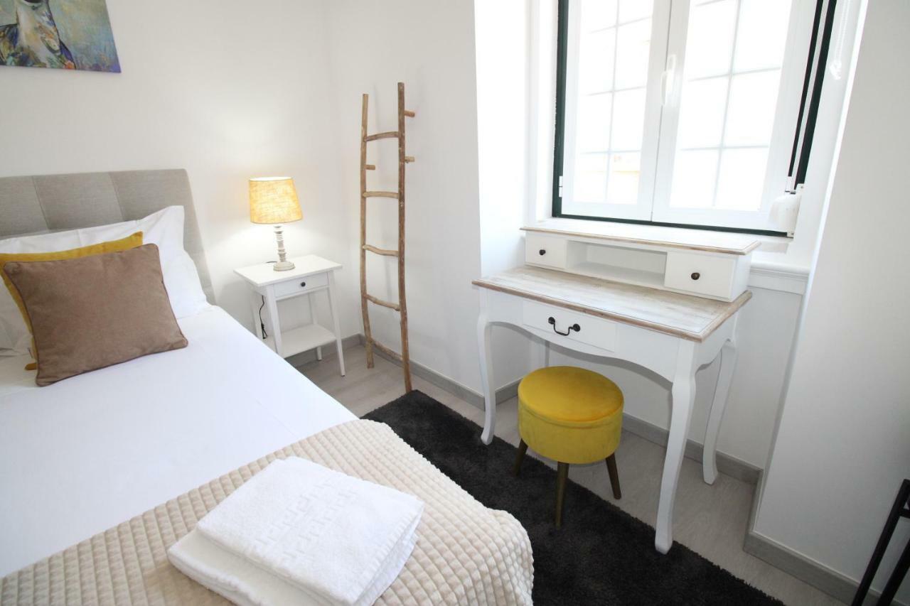 Apartamento Moderno Nas Olaias A 5 Minutos Da Faculdade Isel E Ist Lisabona Exterior foto